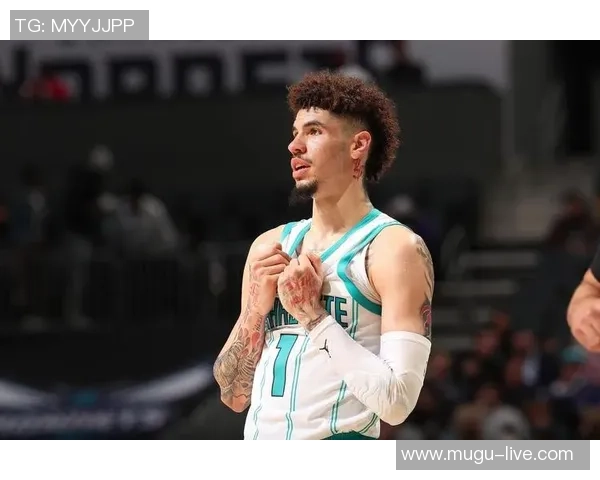 12月30日勇士对阵黄蜂精彩直播全程回顾与赛后分析 12月30日勇士对阵黄蜂精彩直播全程回顾与赛后分析