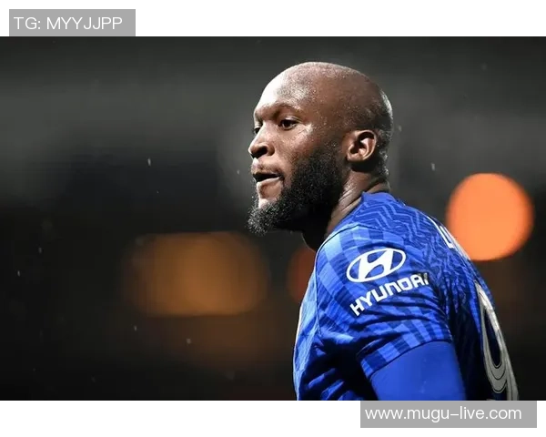 卢卡库重返赛场引发热议球迷期待他带领球队再创辉煌